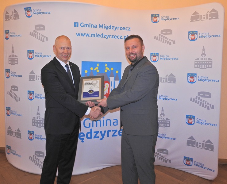 Ilustracja do informacji: Certyfikat „Miejsce przyjazne weteranom” dla Międzyrzecza