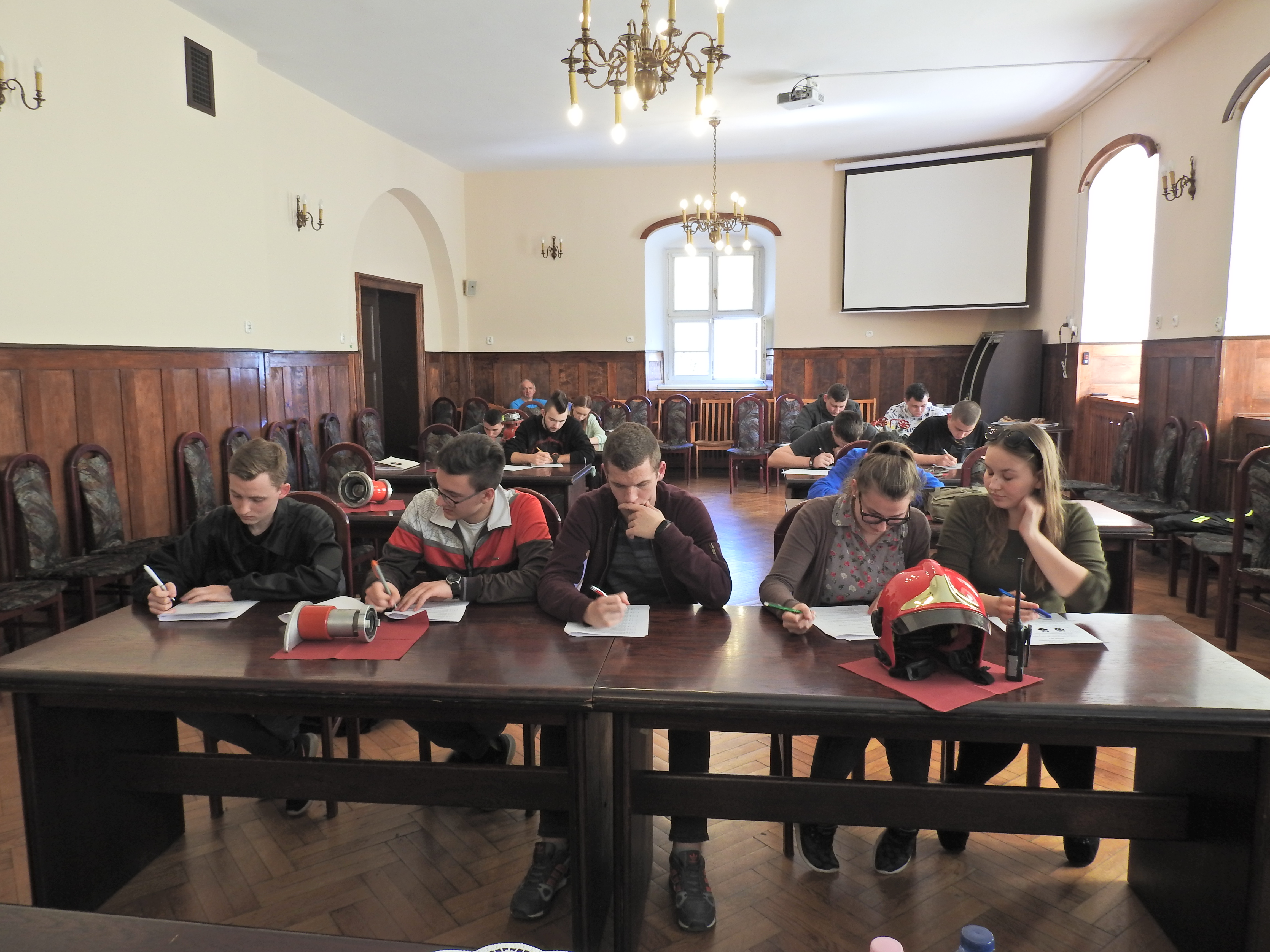 Ilustracja do informacji: Turniej Wiedzy Pożarniczej w międzyrzeckim ratuszu