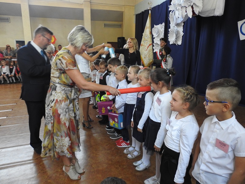 Ilustracja do informacji: Inauguracja roku szkolnego 2018/2019 w międzyrzeckich szkołach