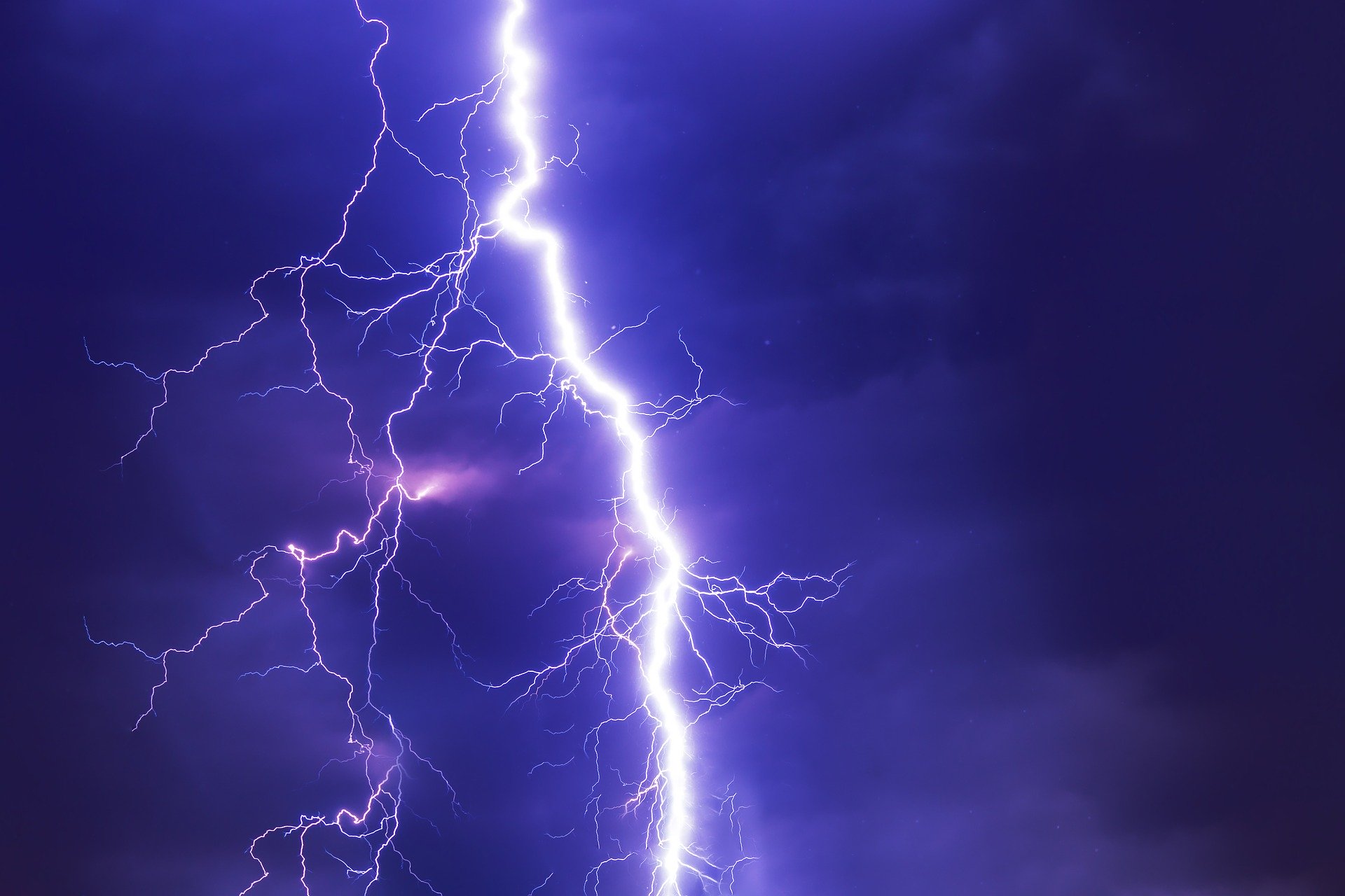 Ilustracja do informacji: Ostrzeżenie meteorologiczne 