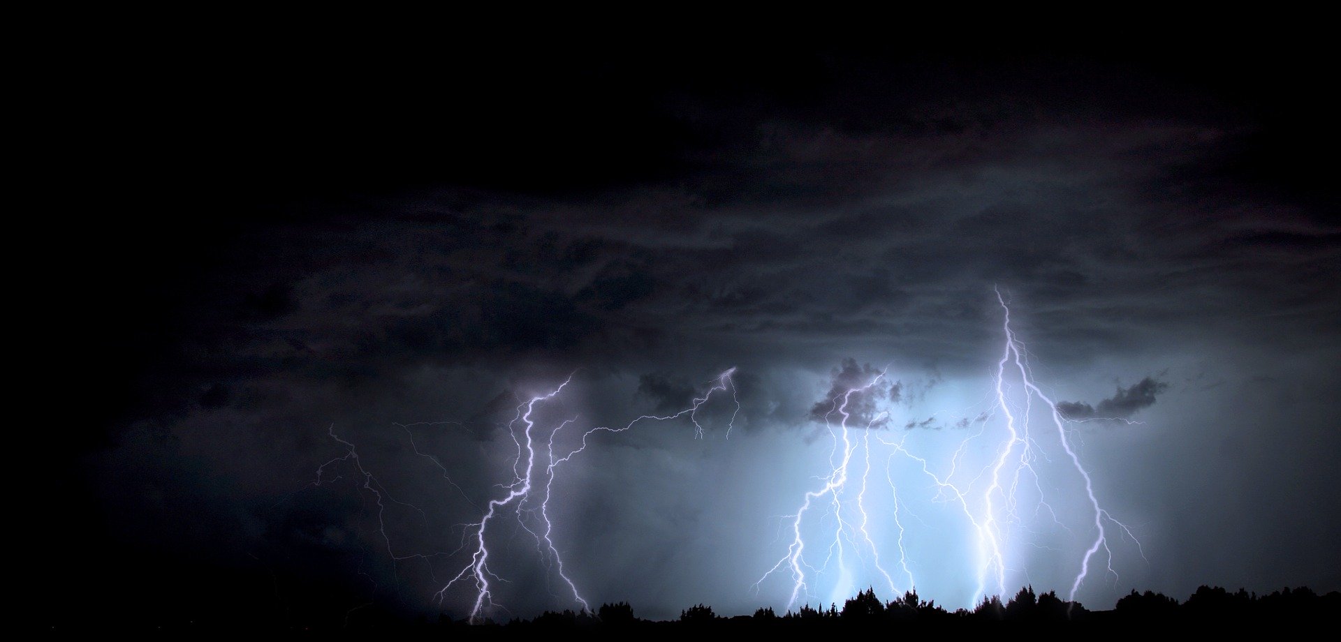 Ilustracja do informacji: Ostrzeżenie meteorologiczne