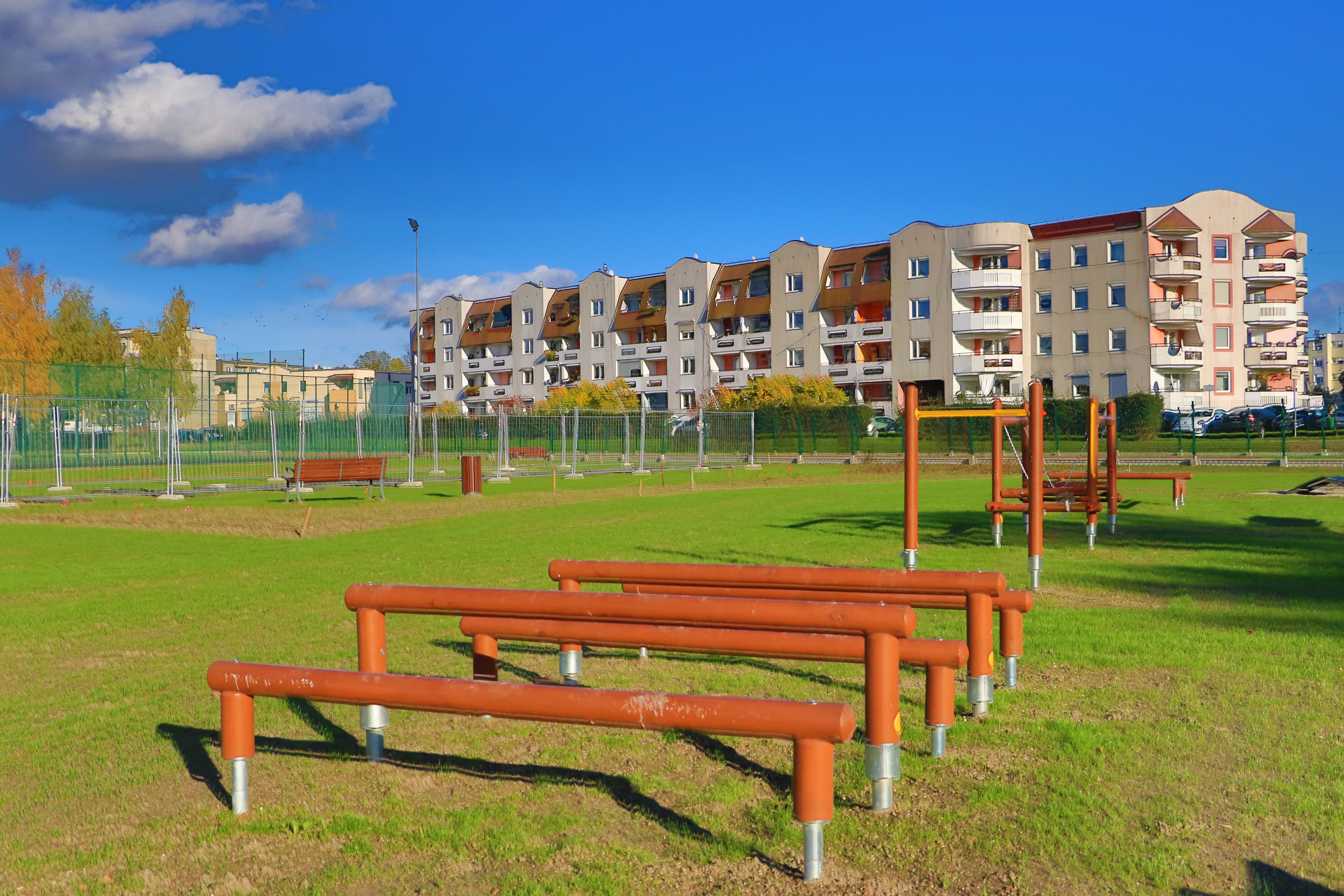 Ilustracja do informacji: Pobiegniemy przez przeszkody 