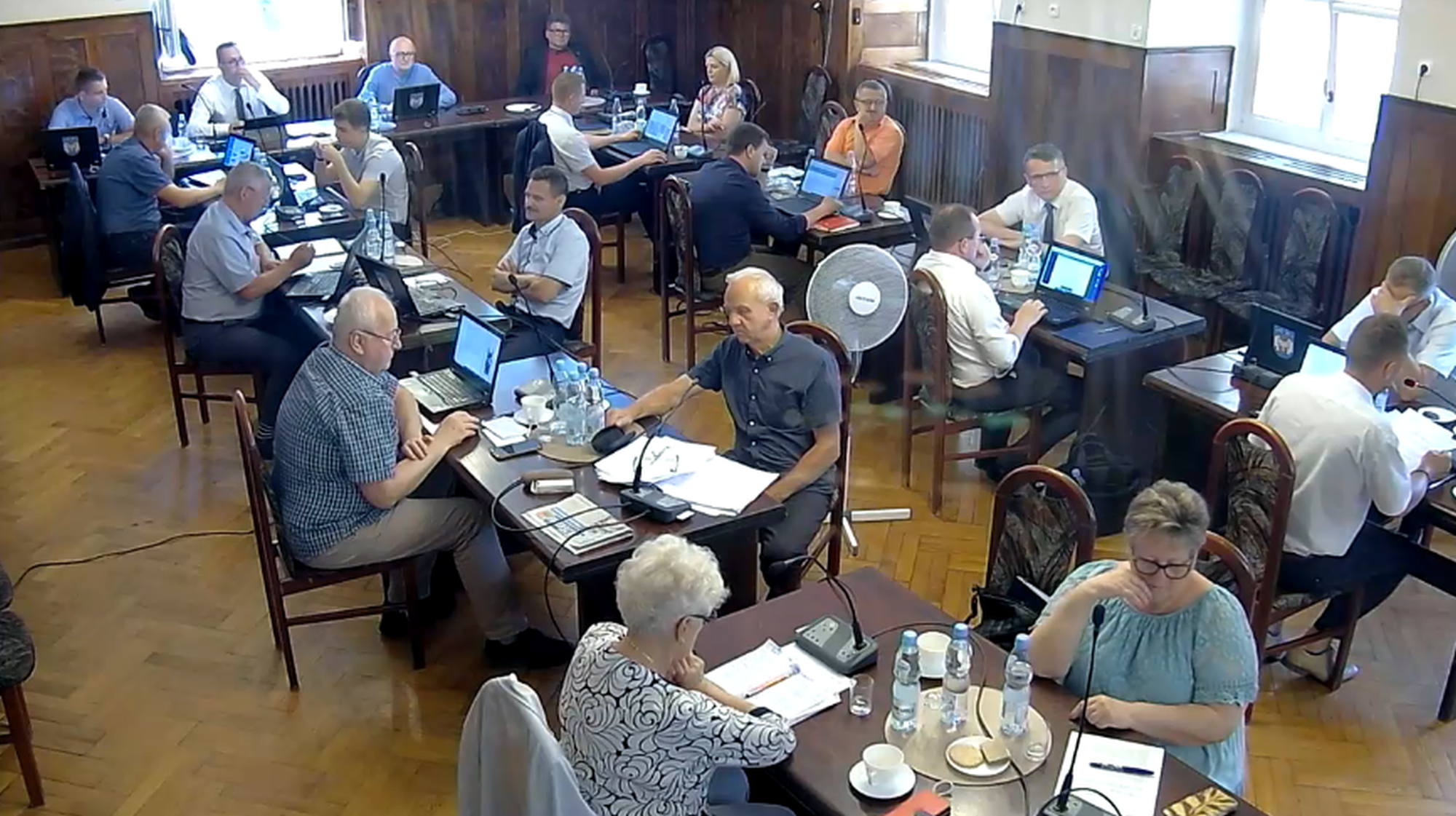 Ilustracja do informacji: Burmistrz z wotum zaufania i absolutorium