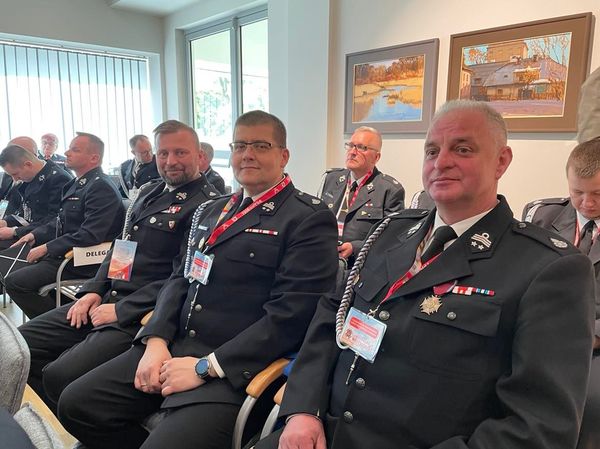 Ilustracja do informacji: Burmistrz Remigiusz Lorenz na zjeździe wojewódzkim OSP