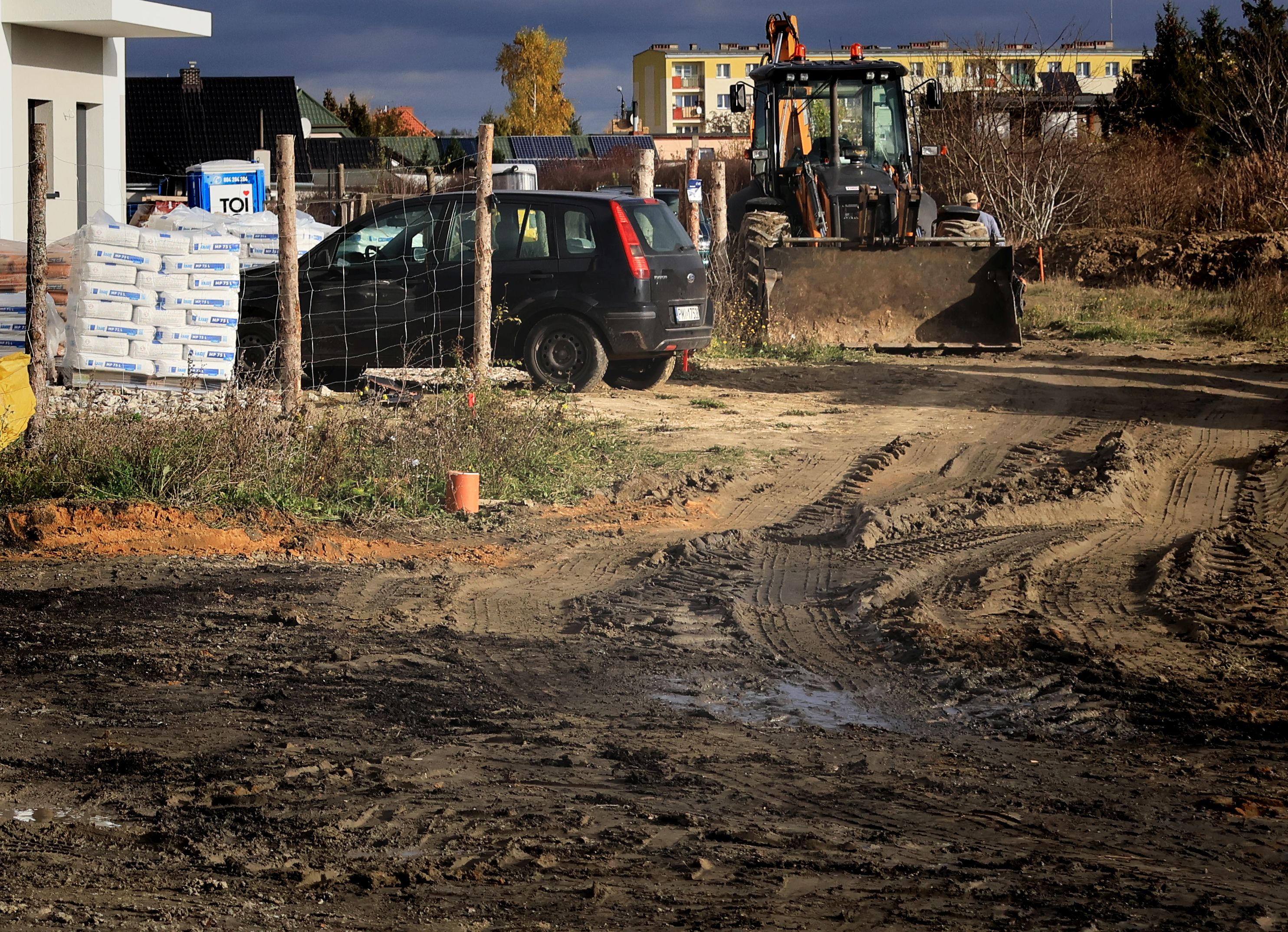 Ilustracja do informacji: Koniec z dziurami i kałużami! Trzy ulice przechodzą gruntowny lifting