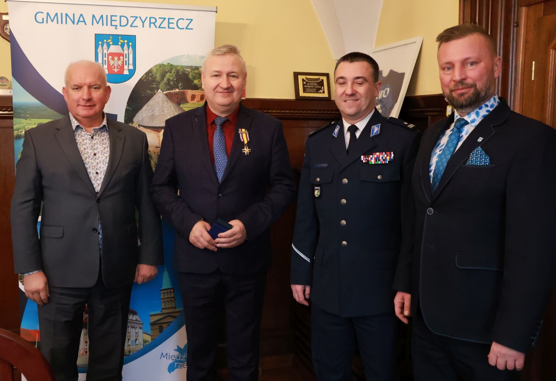 Ilustracja do informacji: Medal dla radnego