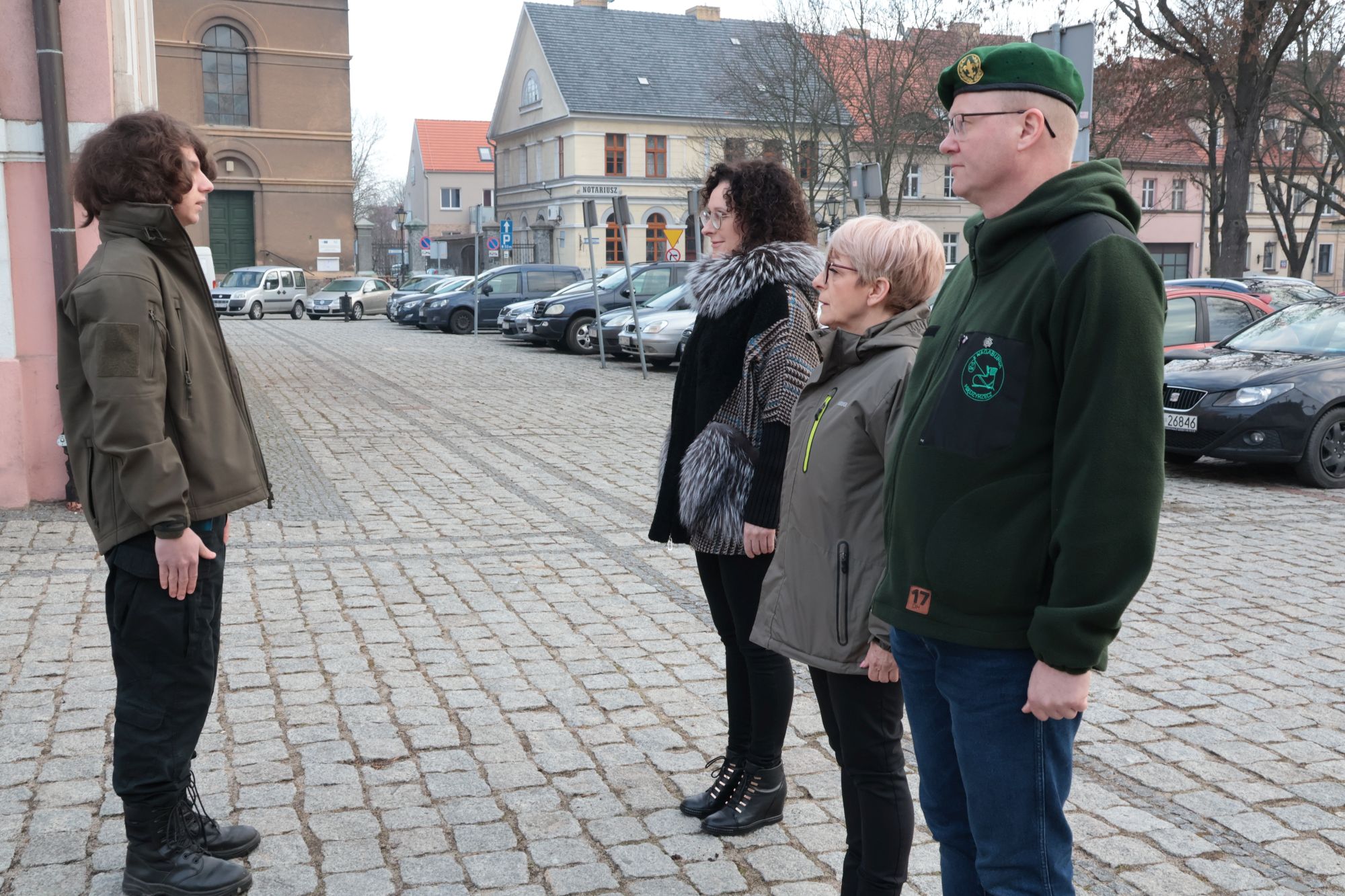 Ilustracja do informacji: Święto braterstwa i przyjaźni