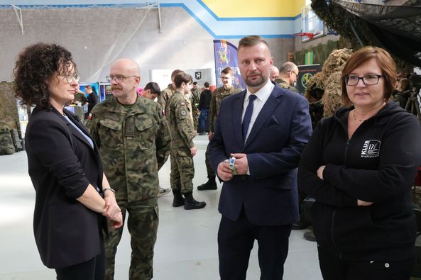 Ilustracja do informacji: Takiej imprezy jeszcze u nas nie było! Wojsko pokazało pazur