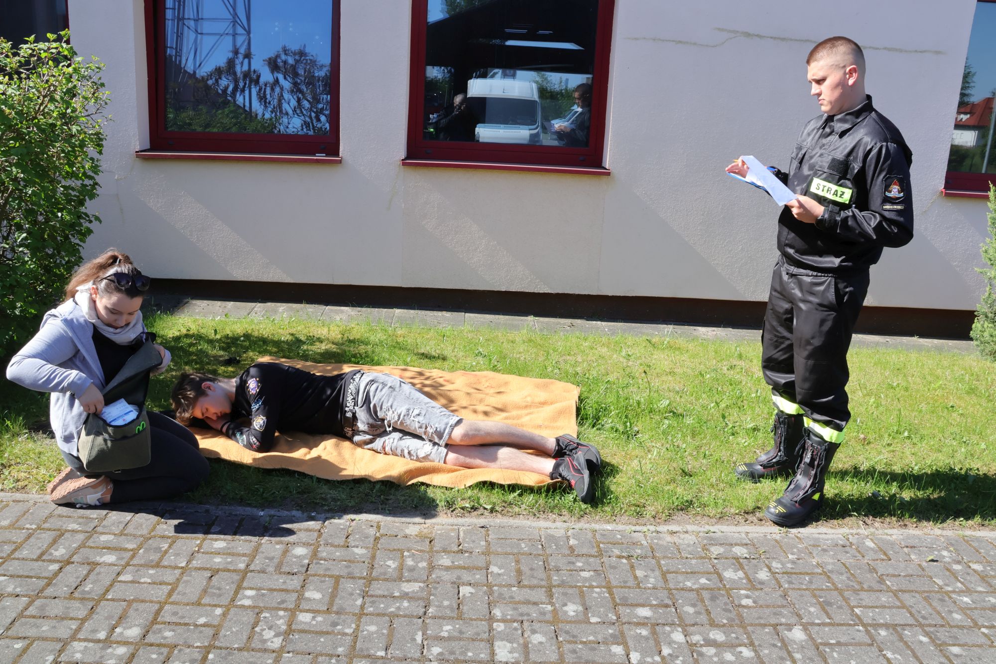 Ilustracja do informacji: Młodzi ratownicy w akcji