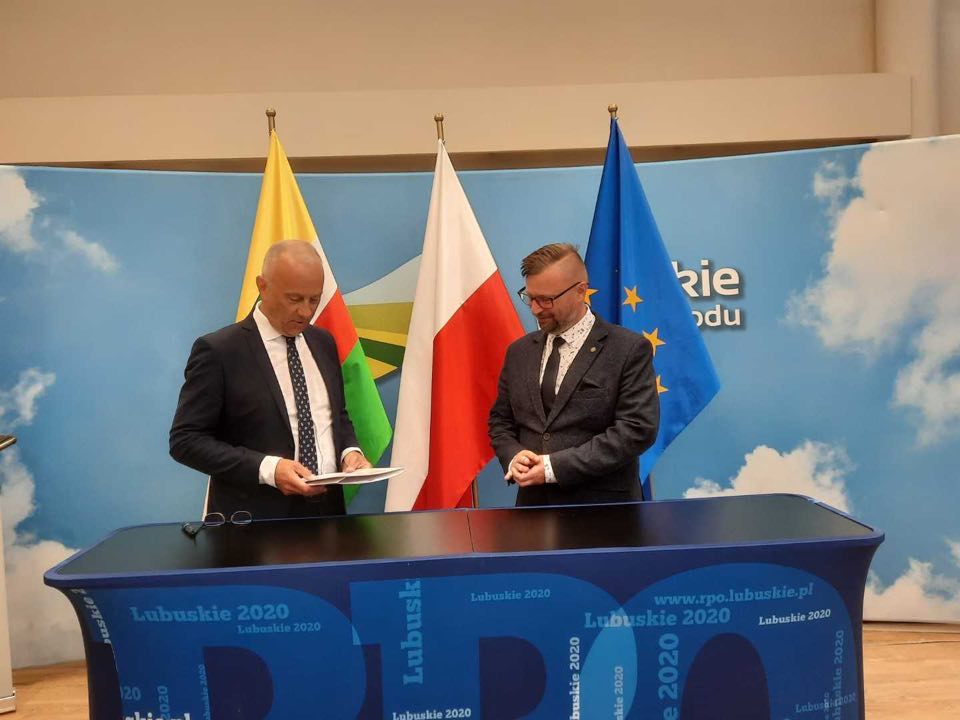 Ilustracja do informacji: Rowerami w stronę bunkrów i do Paradyża