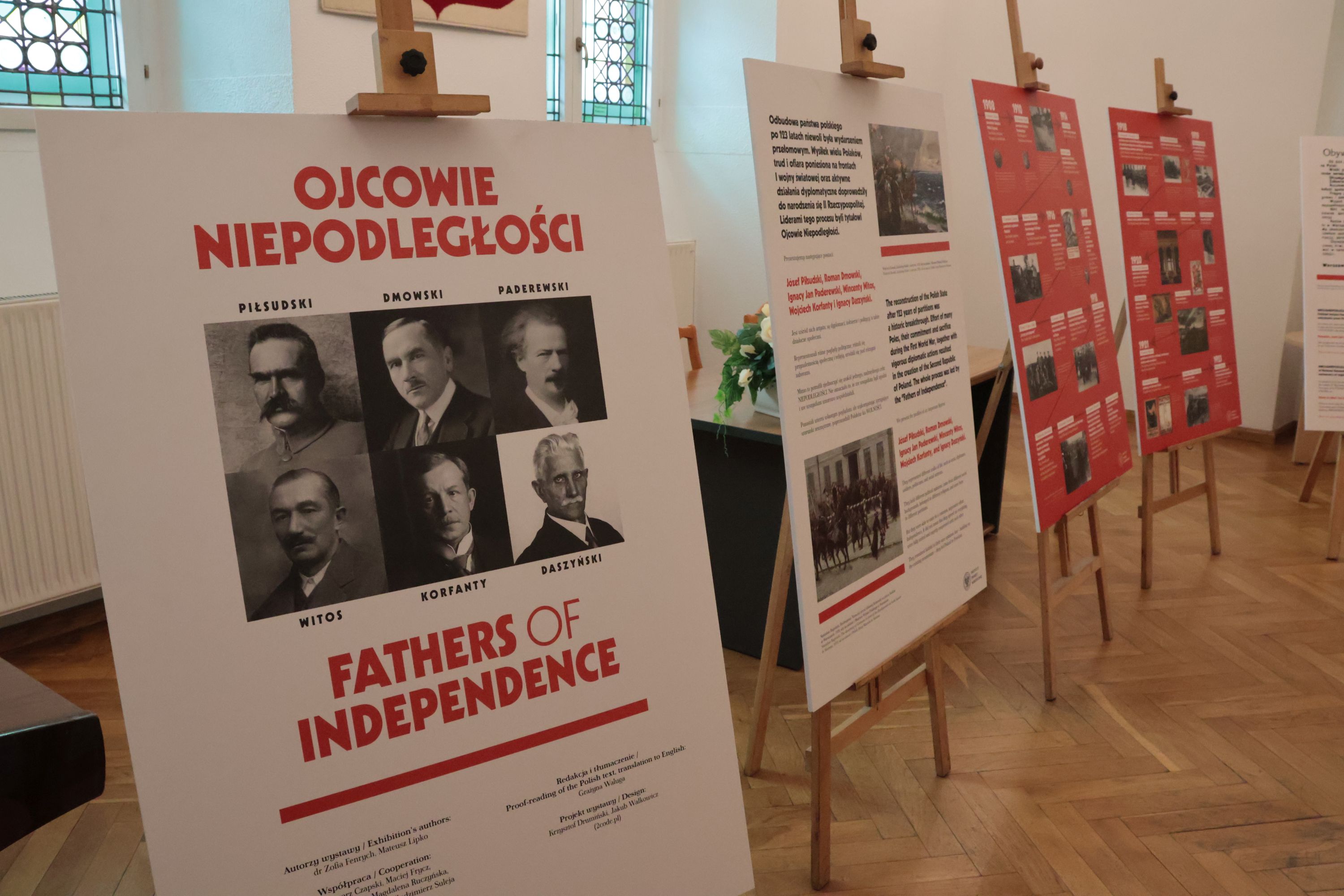 Ilustracja do informacji: Wystawa „Ojcowie Niepodległości” w ratuszu