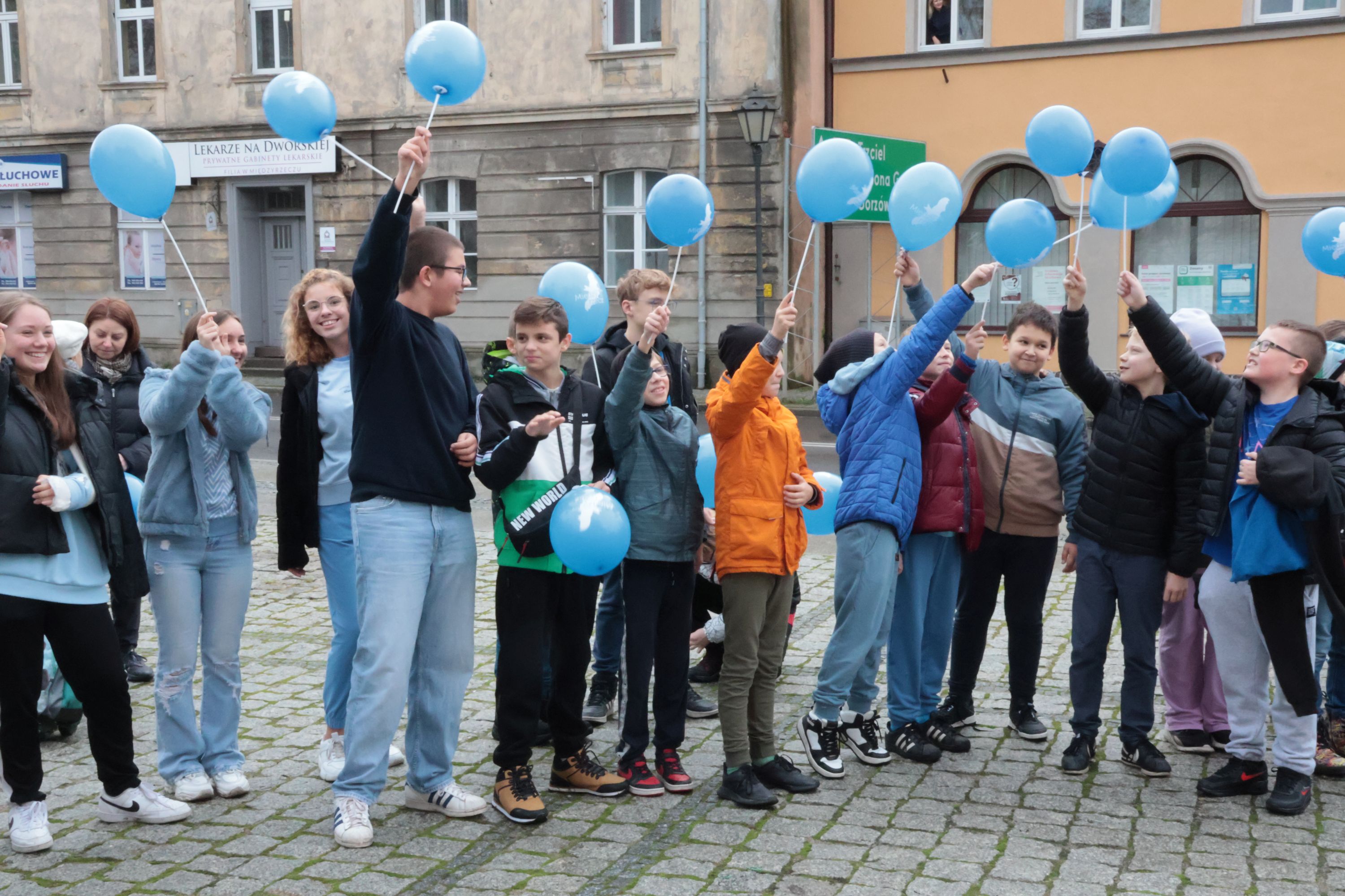 Ilustracja do informacji: Dziecięca manifestacja w centrum miasta