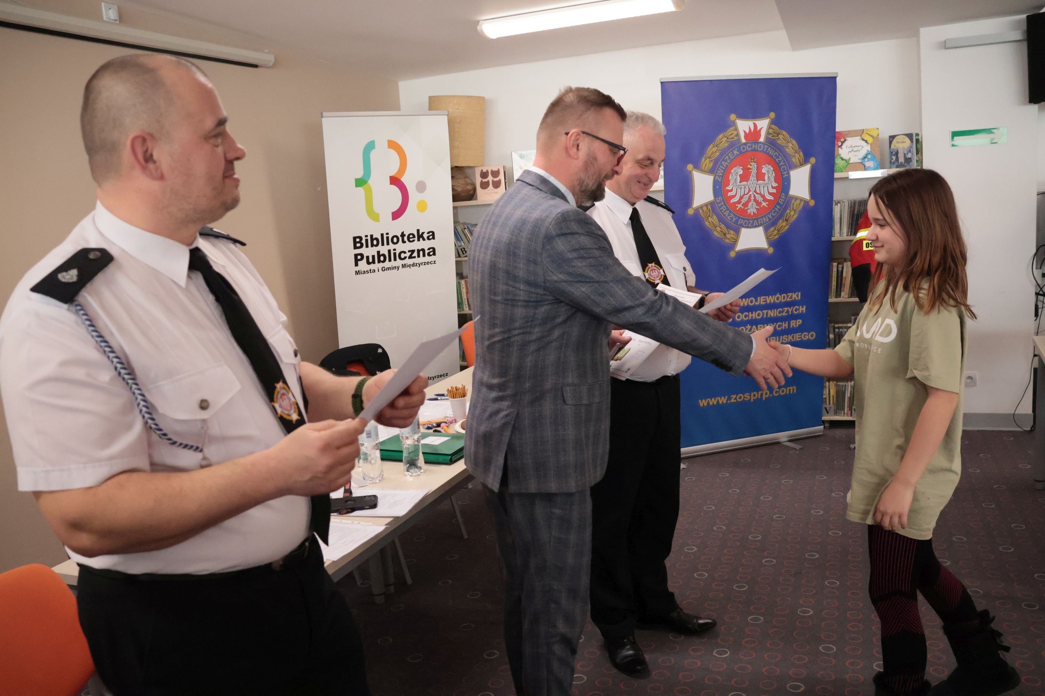 Ilustracja do informacji: Młodzi strażacy w turniejowych szrankach 