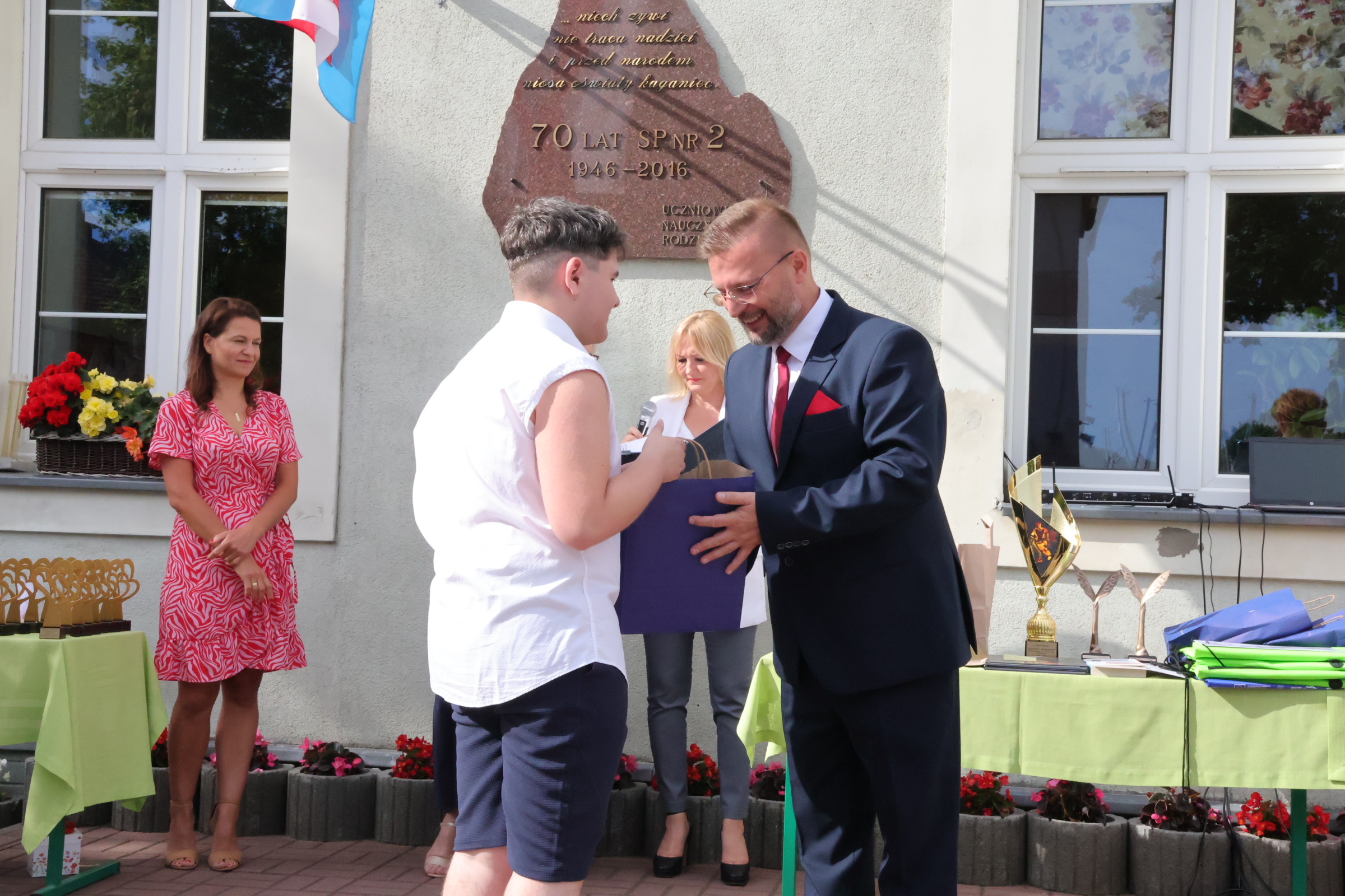 Ilustracja do informacji: Zakończenie roku w „dwójce”