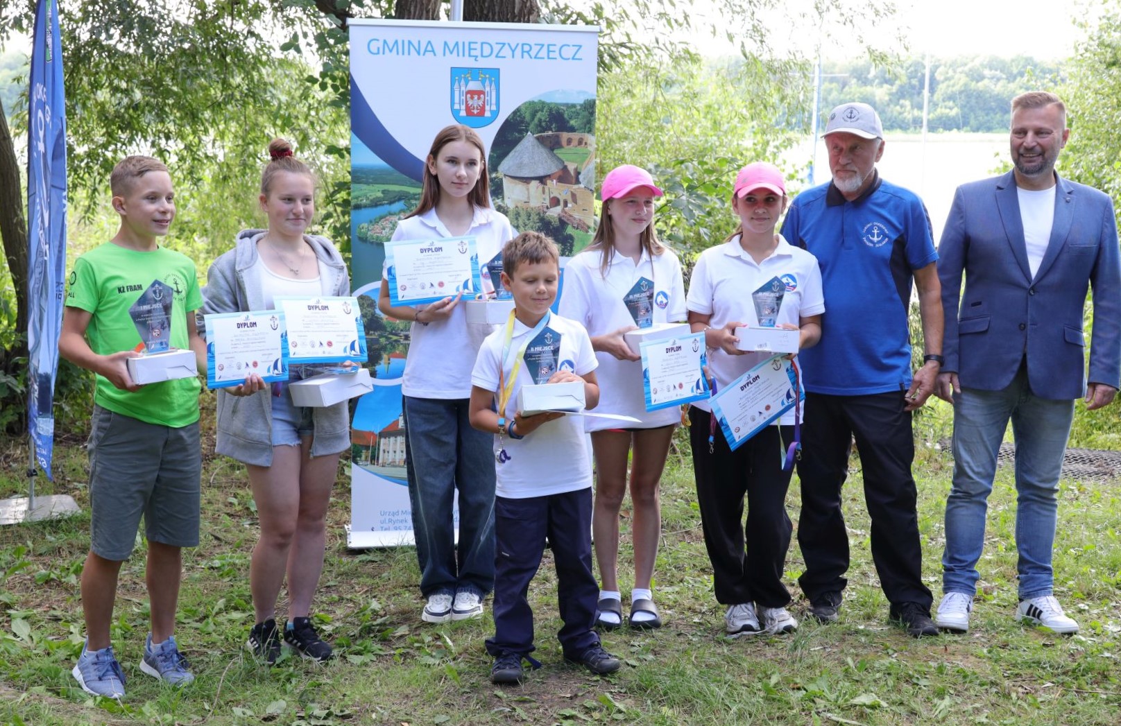 Ilustracja do informacji: Optymistyczne regaty na naszym jeziorze