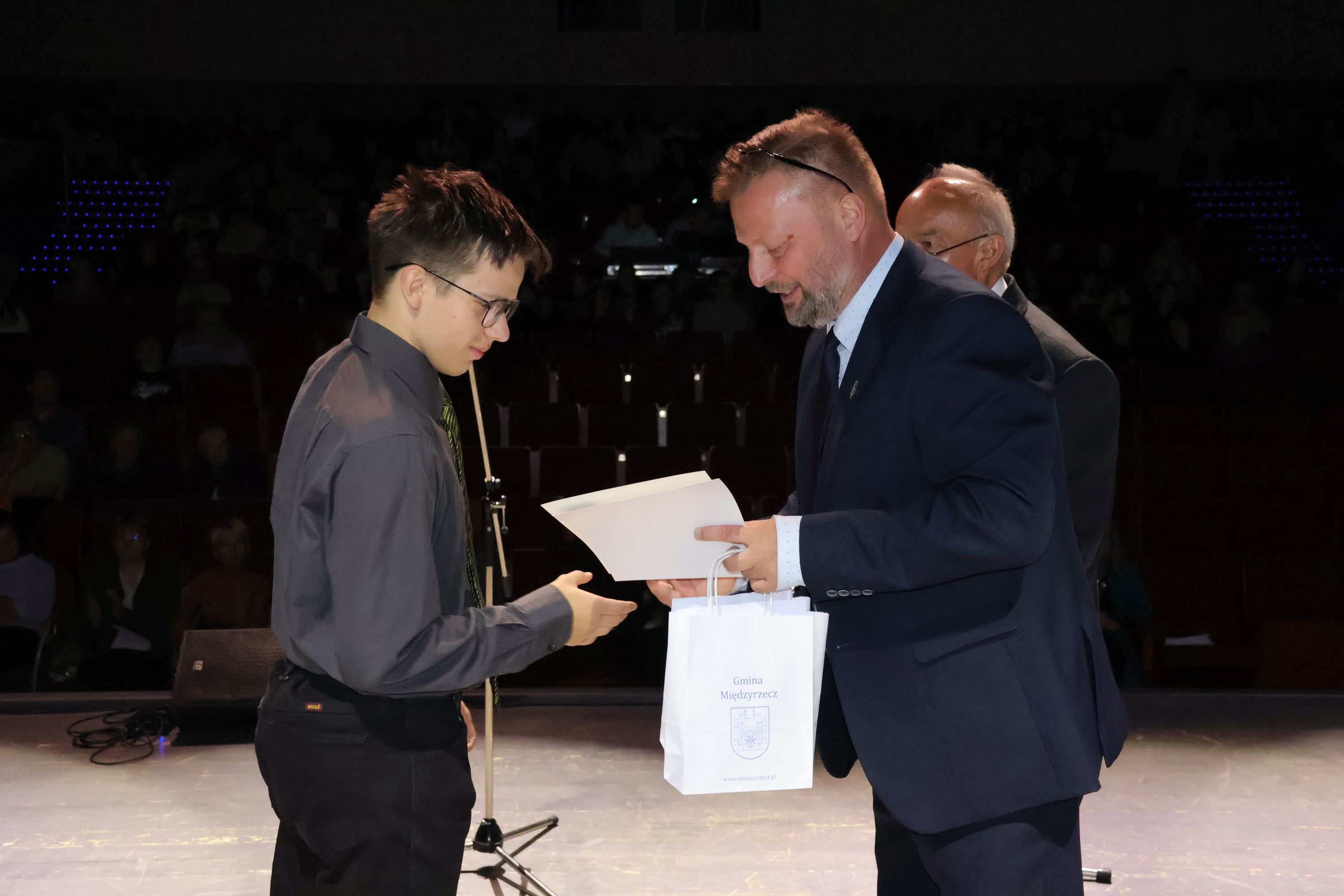 Ilustracja do informacji: Młodzi aktorzy rozpoczęli obchody 45. rocznicy utworzenia NSZZ Solidarność