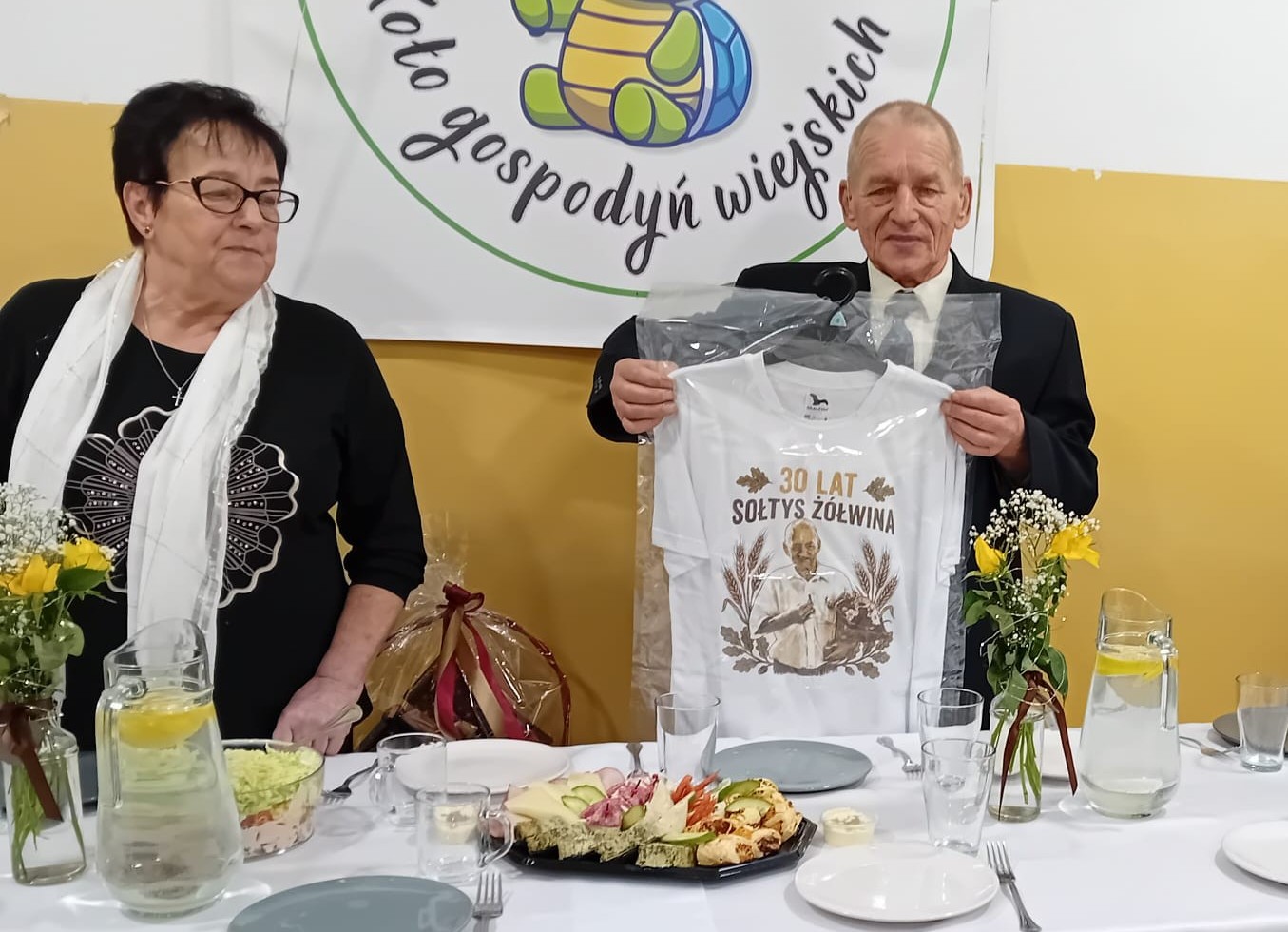 Ilustracja do informacji: Jubileusz sołtysa Żółwina Bogusława Podymy