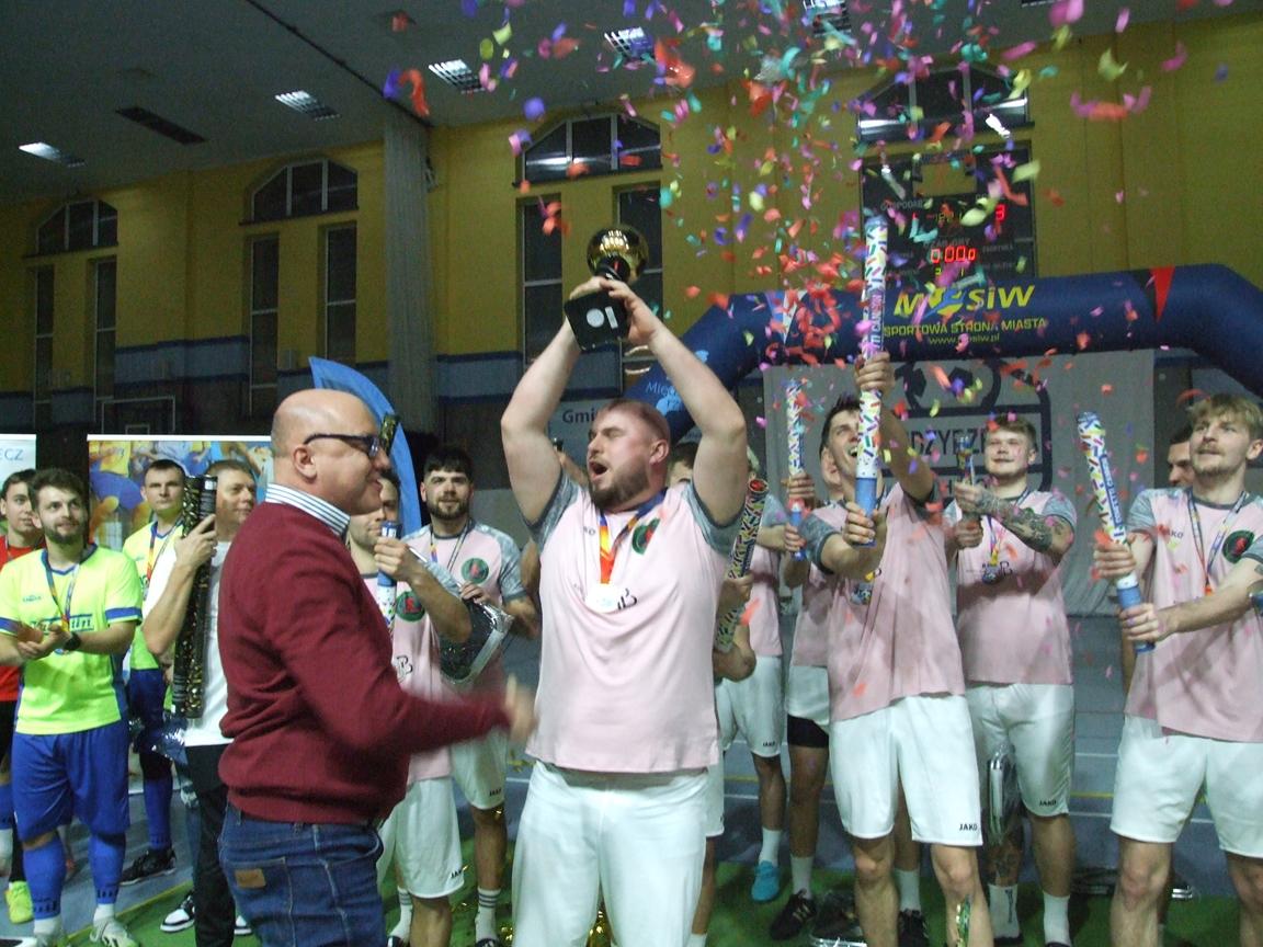 Ilustracja do informacji: Finał Międzyrzeckiej Ligi Halowej 2026