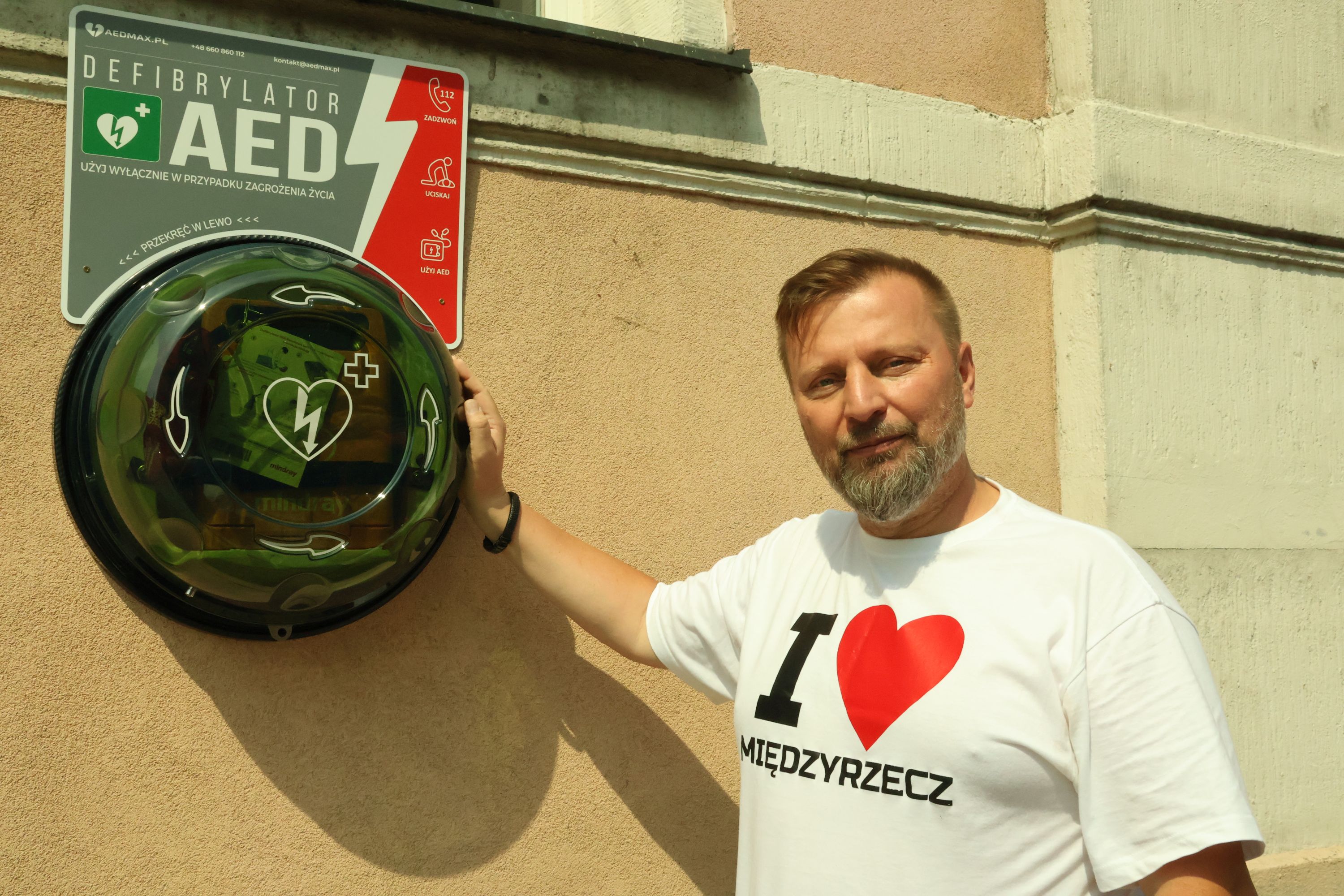 Ilustracja do informacji: Mamy to! Kolejny defibrylator w naszej gminie