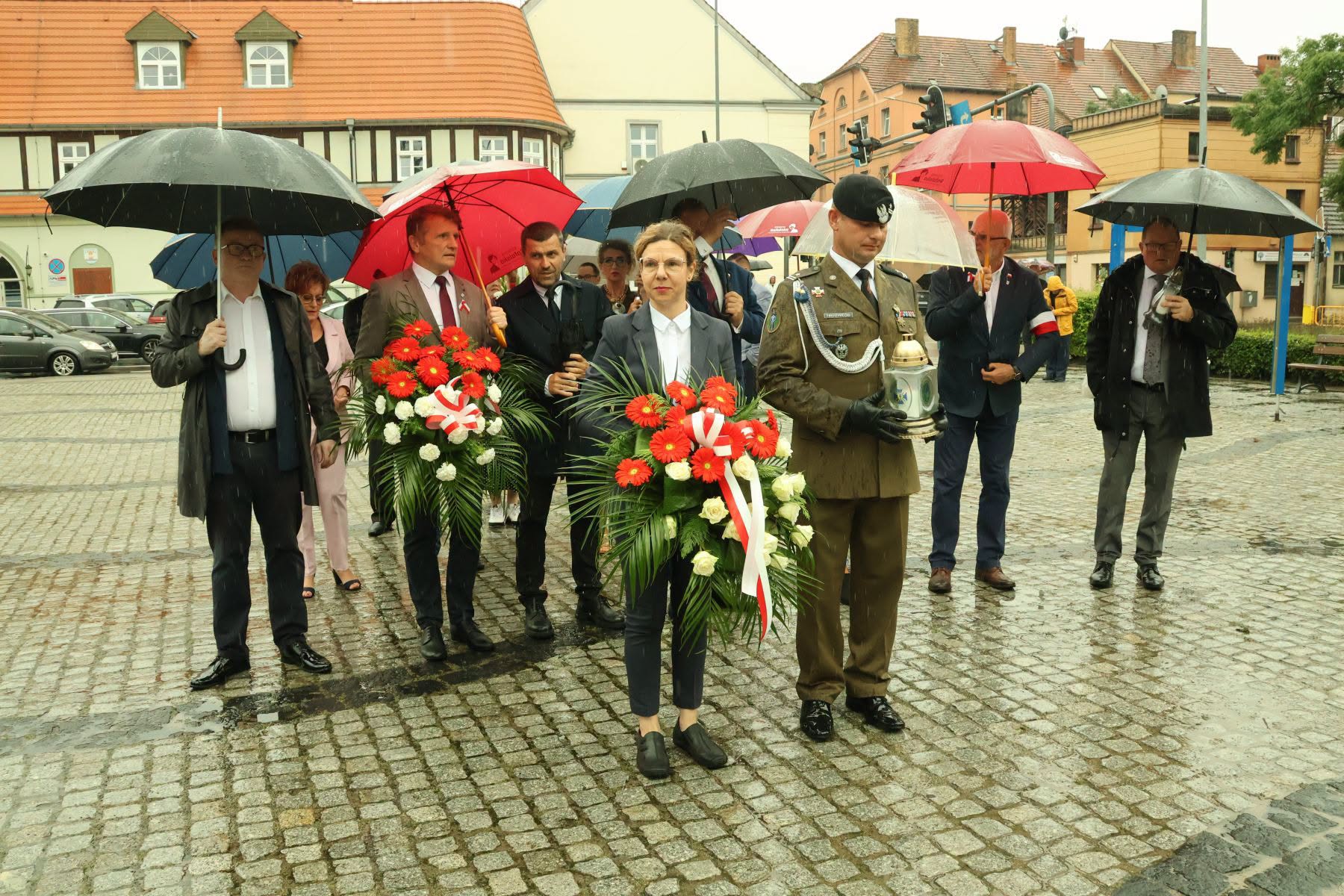 Ilustracja do informacji: Międzyrzecz pamiętał o bohaterskich Powstańcach i Mieszkańcach Warszawy 