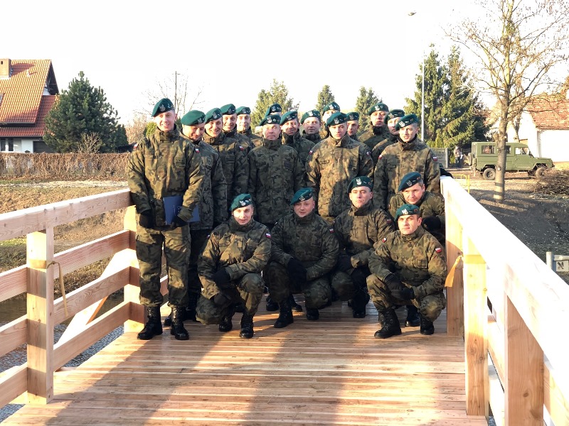 Miniatura zdjęcia: Kładka na Obrze otwarta