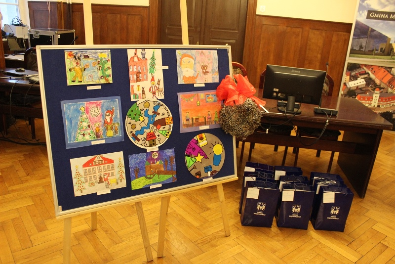 Miniatura zdjęcia: Rozstrzygnięcie konkursu plastycznego „Święta w Międzyrzeczu”