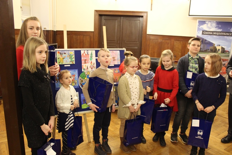 Miniatura zdjęcia: Rozstrzygnięcie konkursu plastycznego „Święta w Międzyrzeczu”