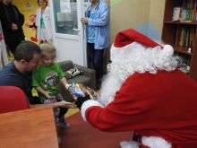 Miniatura zdjęcia: Mikołaj z wizytą w międzyrzeckim szpitalu