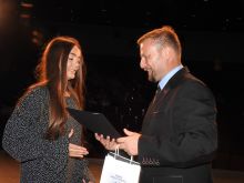 Miniatura zdjęcia: Burmistrz wręczył stypendia najzdolniejszym uczniom