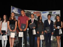 Miniatura zdjęcia: Burmistrz wręczył stypendia najzdolniejszym uczniom