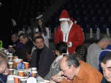 Miniatura zdjęcia: Międzyrzeczanie zasiedli przy wspólnym wigilijnym stole