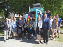 Miniatura zdjęcia: Budka z książkami przy ratuszu