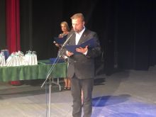 Miniatura zdjęcia: Burmistrz wręczył stypendia naukowe