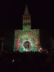 Miniatura zdjęcia: Festiwal Światła i I Zlot Foodtrucków w Międzyrzeczu